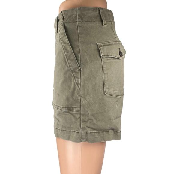 Banana Republic Women's Olive Green Mid Rise Authentic Chino Khaki Shorts Size 0 - Picture 2 of 5